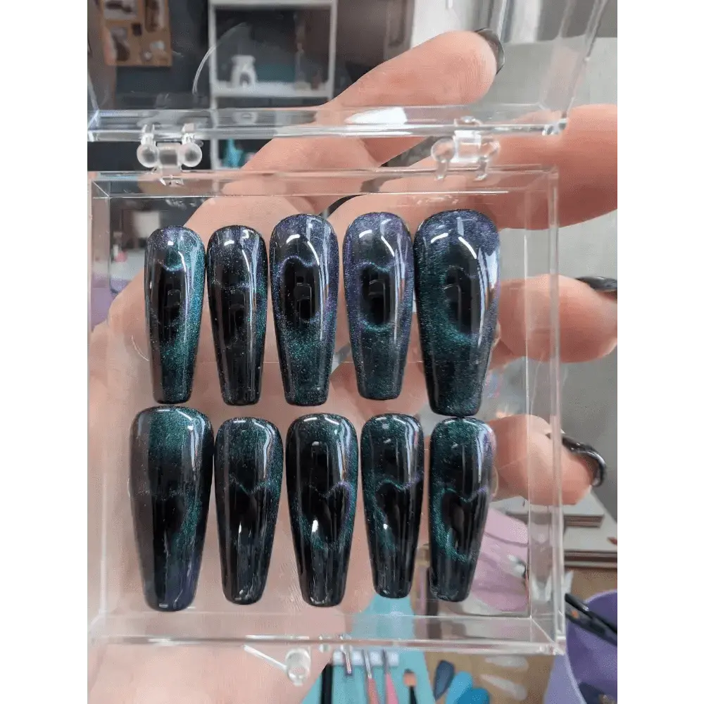 Custom Cat Eye Heart Press On Nails | Luxury Nail Set | 10pc Reusable Artificial Nails UK - Nikki Nailed it