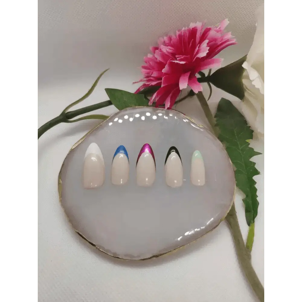 Custom French Tips | Luxury Reusable 10pc Press On Nail Set UK - Nikki Nailed it