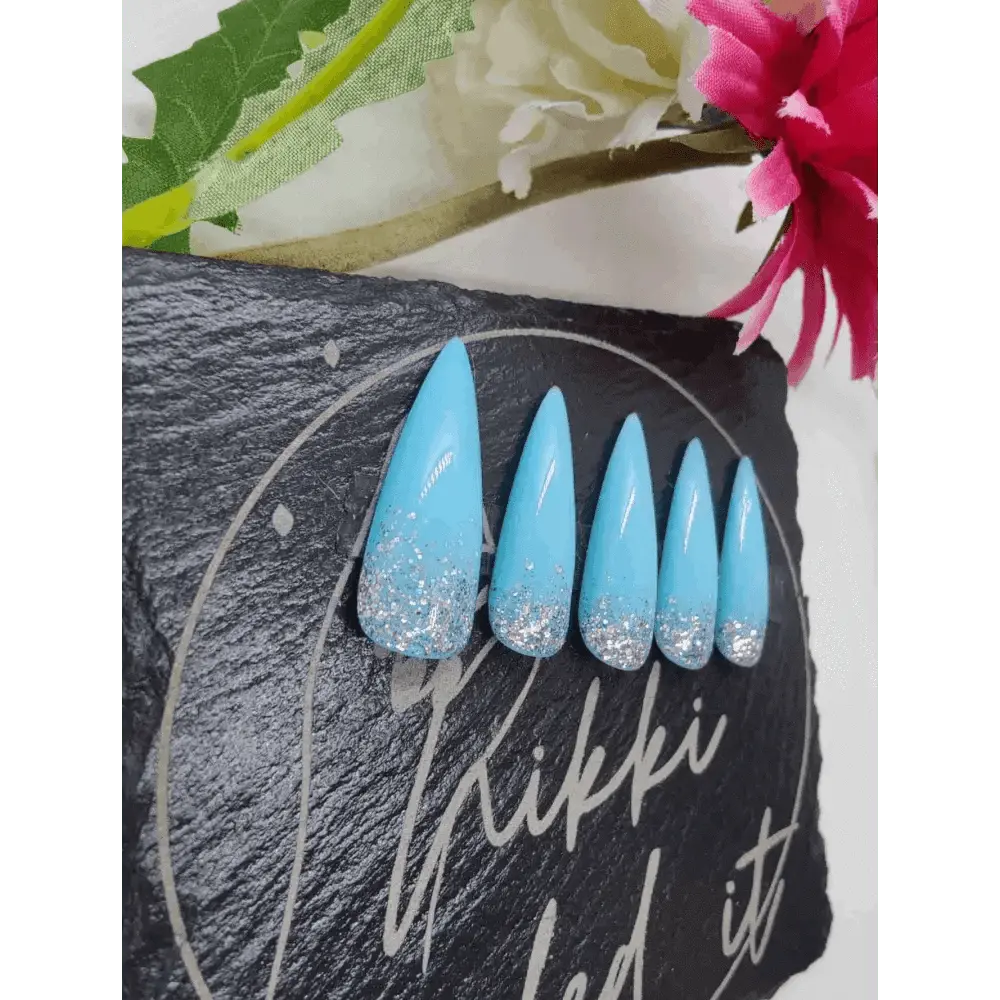 Custom Glitter Ombre Nails | Luxury 10pc Reusable Press On Nail Set | Personalize Your Style - Nikki Nailed it