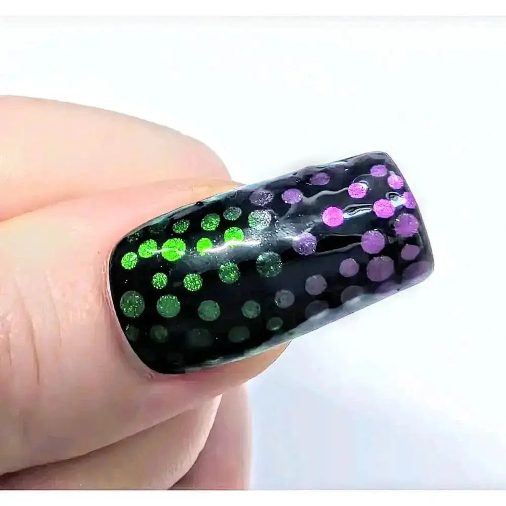 Custom Spotty Chrome Nails | Luxury Dotty Press On Nails UK | Reusable 10pc Set - Nikki Nailed it