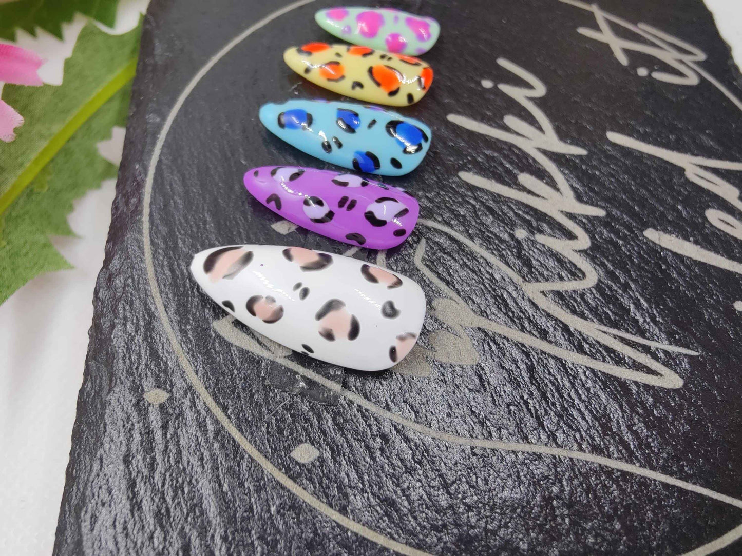 Custom Colour Animal Print Nails | Luxury Reusable Press On Nails | 10pc Leopard Print Set UK - Nikki Nailed it