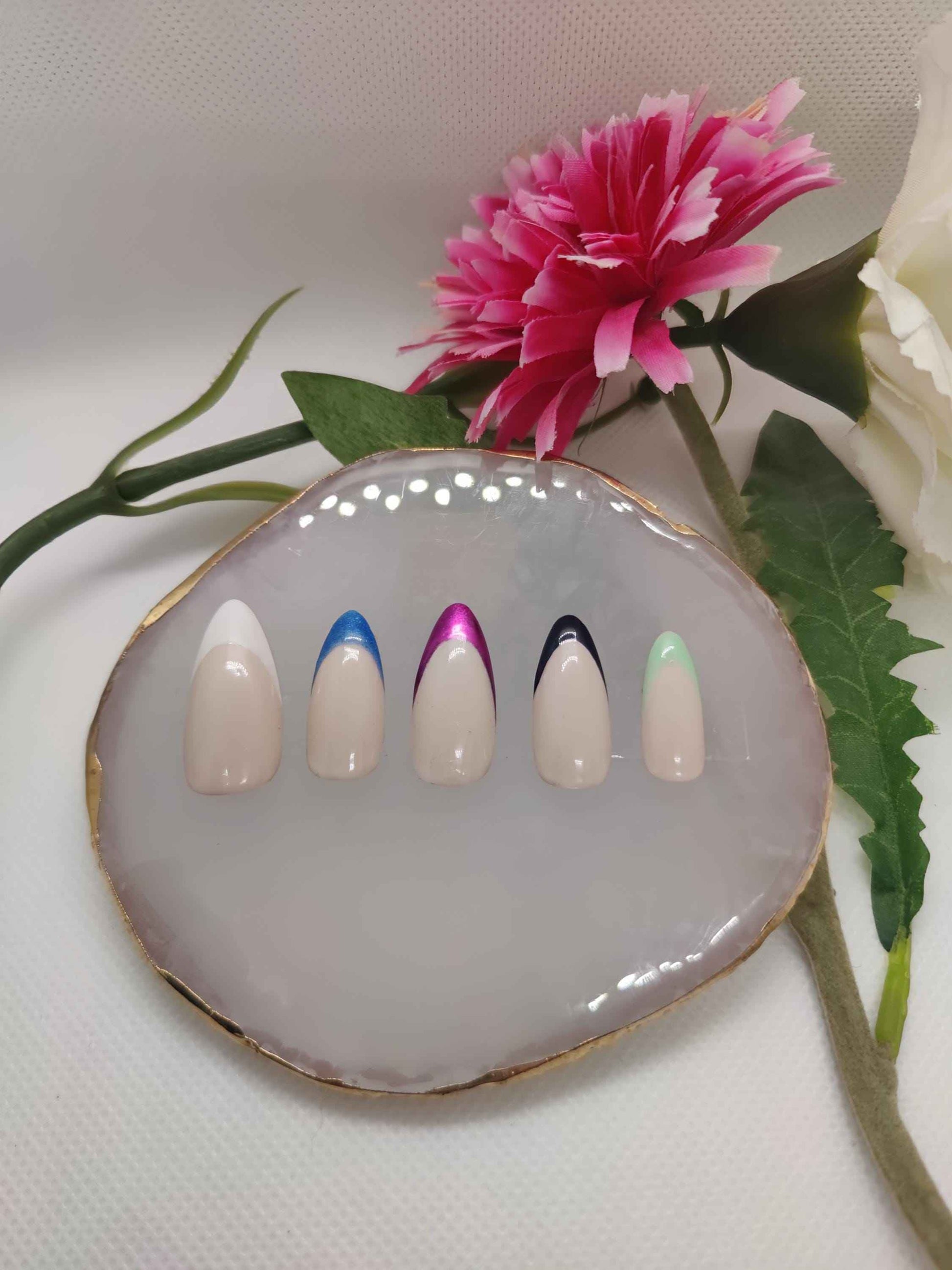 Custom Colour French Tips Nails | Luxury Press On Nails UK | Reusable 10pc Nail Set - Nikki Nailed it