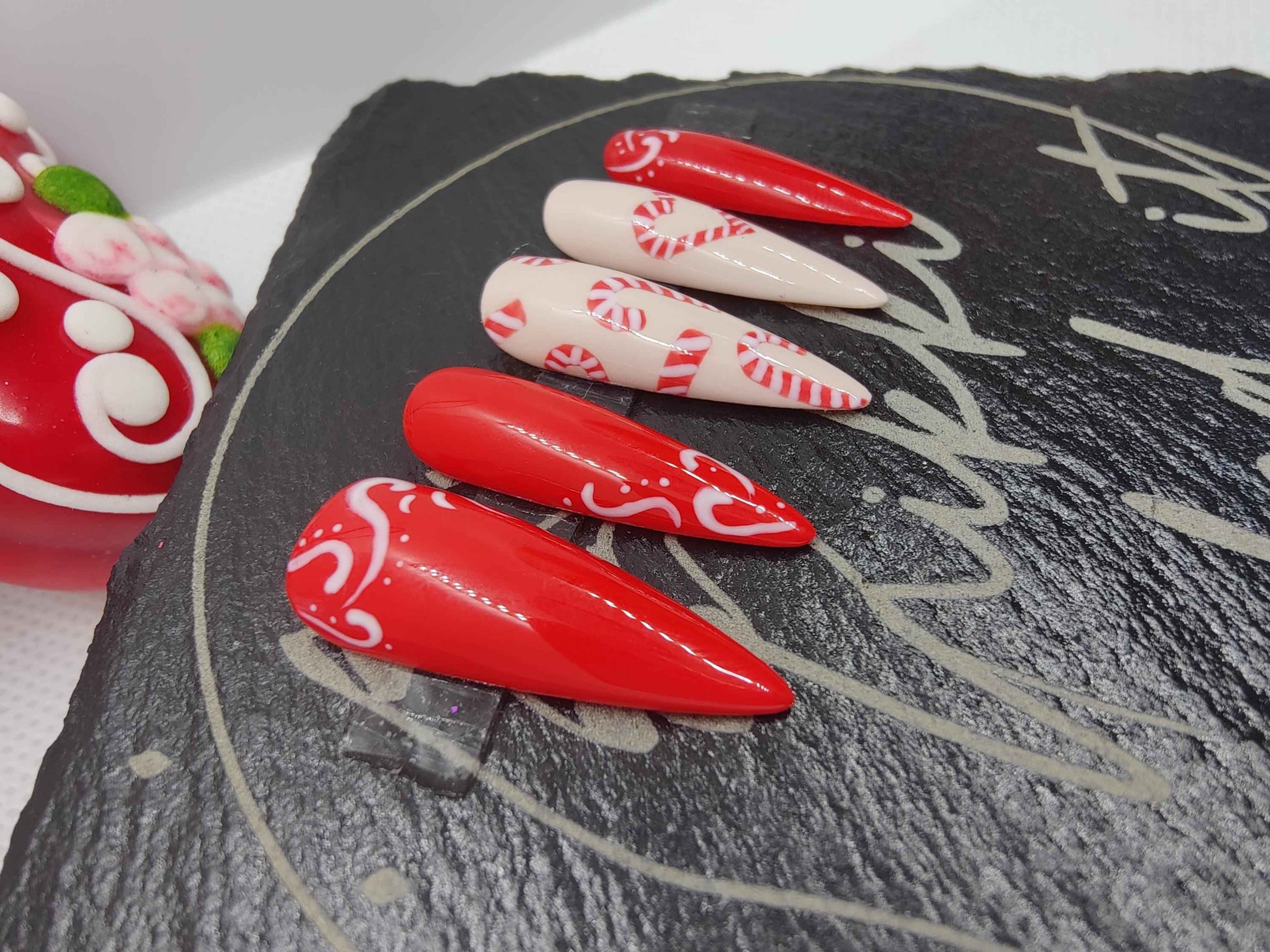 Nailmas 2024 Day 4 Christmas Candy Cane Press On Nails | Hand Painted Red & White Luxury Nail Art - Nikki Nailed it