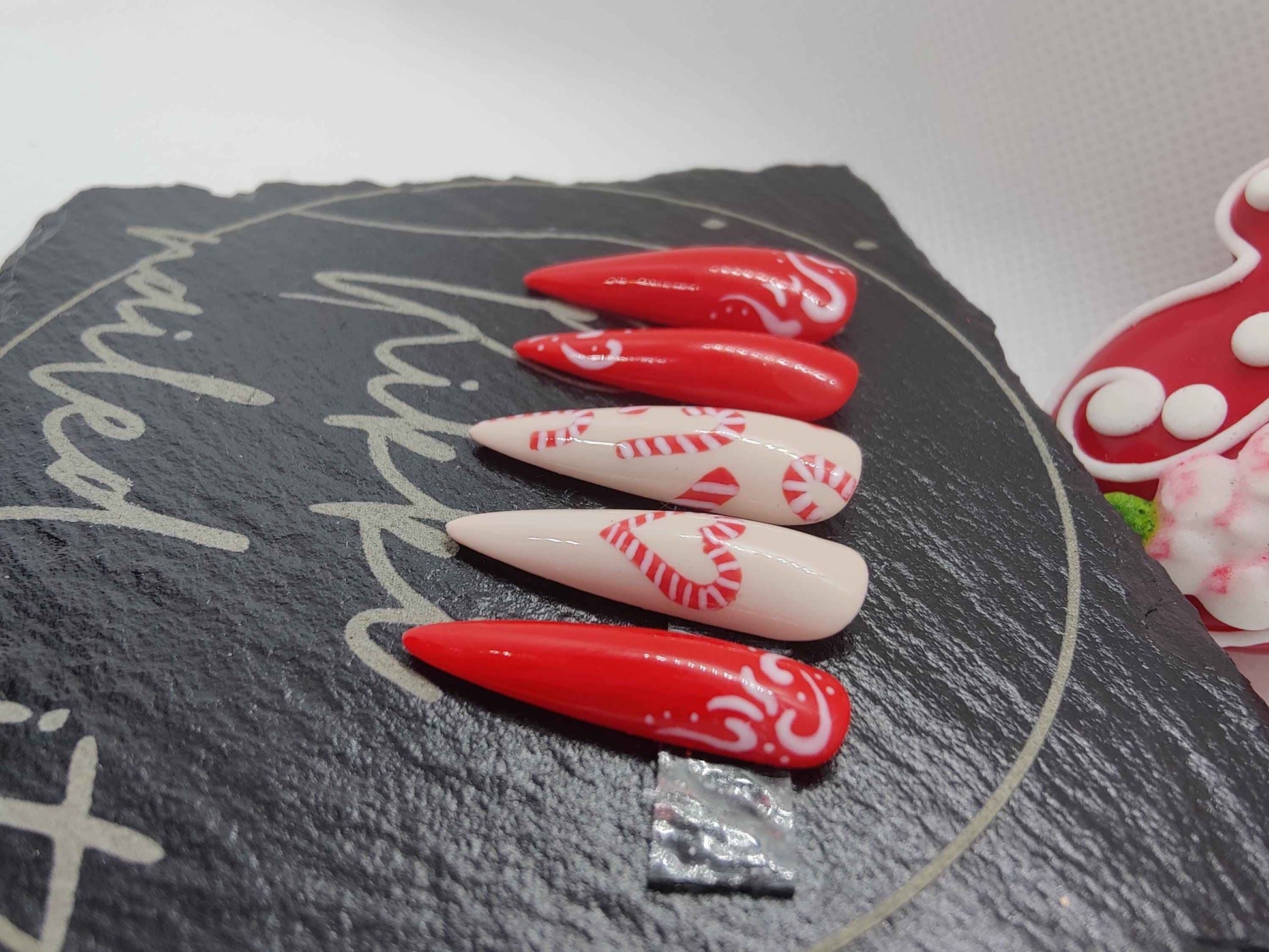 Nailmas 2024 Day 4 Christmas Candy Cane Press On Nails | Hand Painted Red & White Luxury Nail Art - Nikki Nailed it