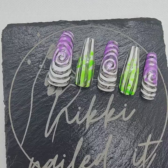 Halloween Green & Purple Beetlejuice Press On Nails UK | Luxury Nails | Press Ons | Artificial Nails | Reusable Nails | 10pc Nail Set