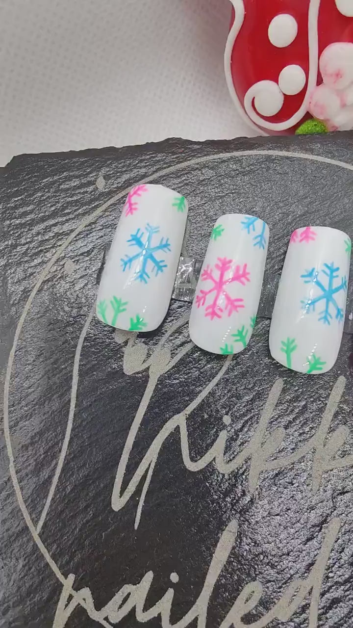 Nailmas 2024 - Day 7 | Hand Painted Merry & Bright Snowflakes Press On Nails | Christmas Advent | Luxury Nails | Nail Art | Nikki Nailed it