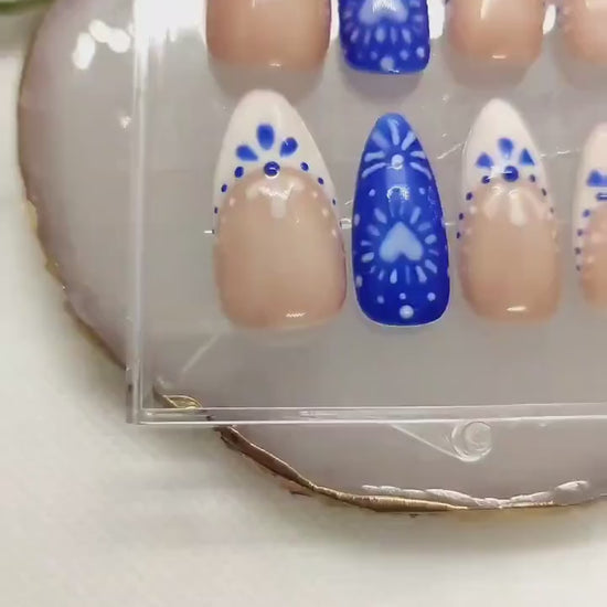 Blue & White Porcelain Greek Pattern Press On Nails UK | Gel Nails | Luxury Nails | Press Ons | Artificial Nails | Reusable Nails | 10pc