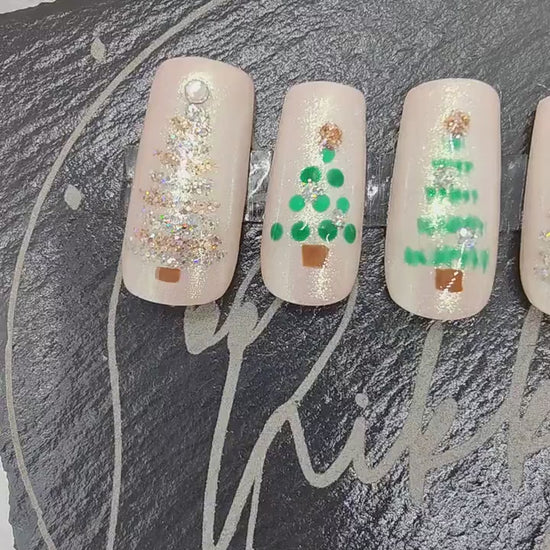 Nailmas 2024 - Day 5 | Hand Painted Nude Chrome Christmas Tree Press On Nails | Xmas Advent | Luxury Nails | Nail Art | Nikki Nailed it