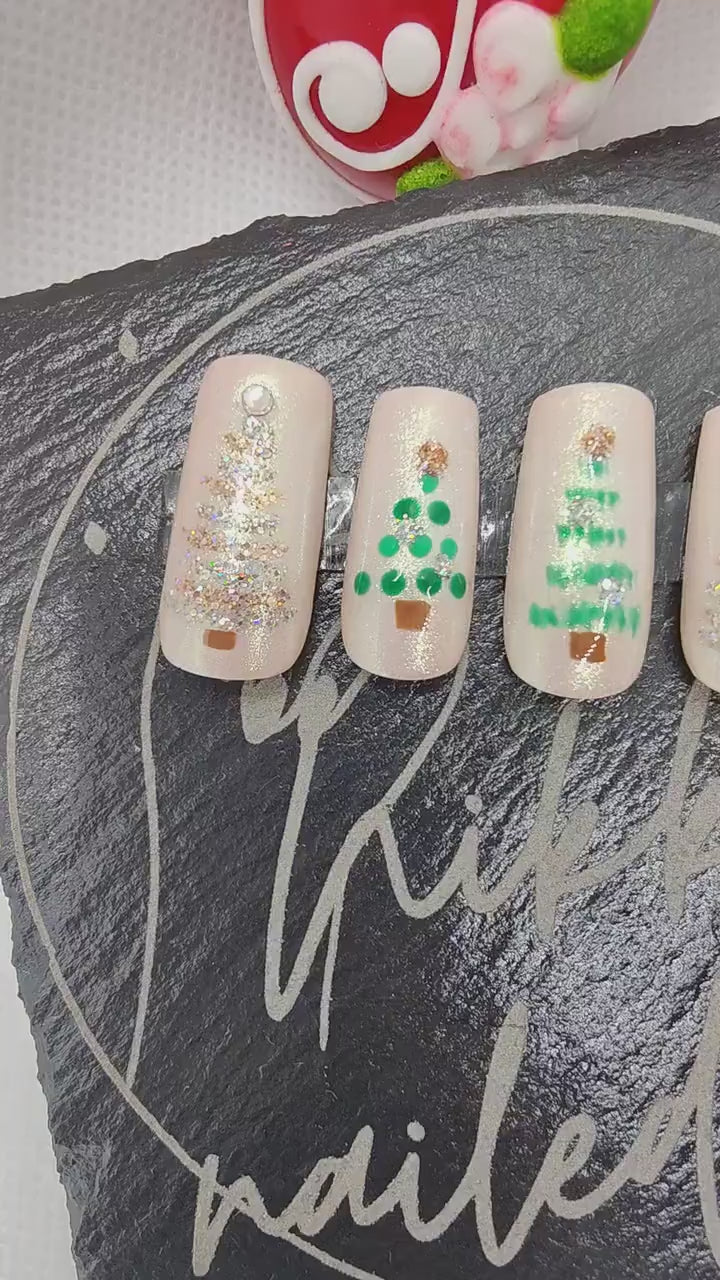 Nailmas 2024 - Day 5 | Hand Painted Nude Chrome Christmas Tree Press On Nails | Xmas Advent | Luxury Nails | Nail Art | Nikki Nailed it