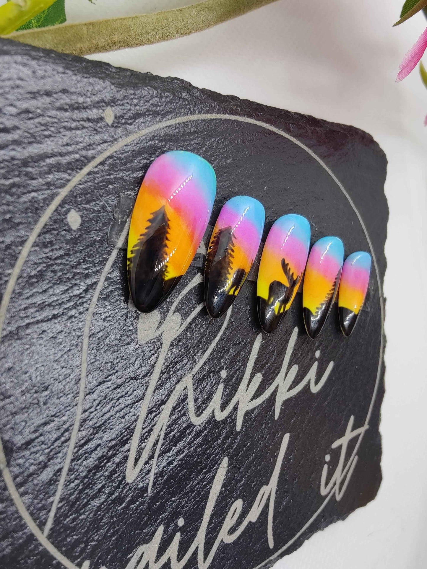 Winter Sunset Press On Nails | 10pc Luxury Reusable Artificial Nail Set | UK - Nikki Nailed it